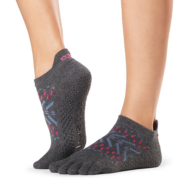 Full Toe Low Rise Grip Socks *