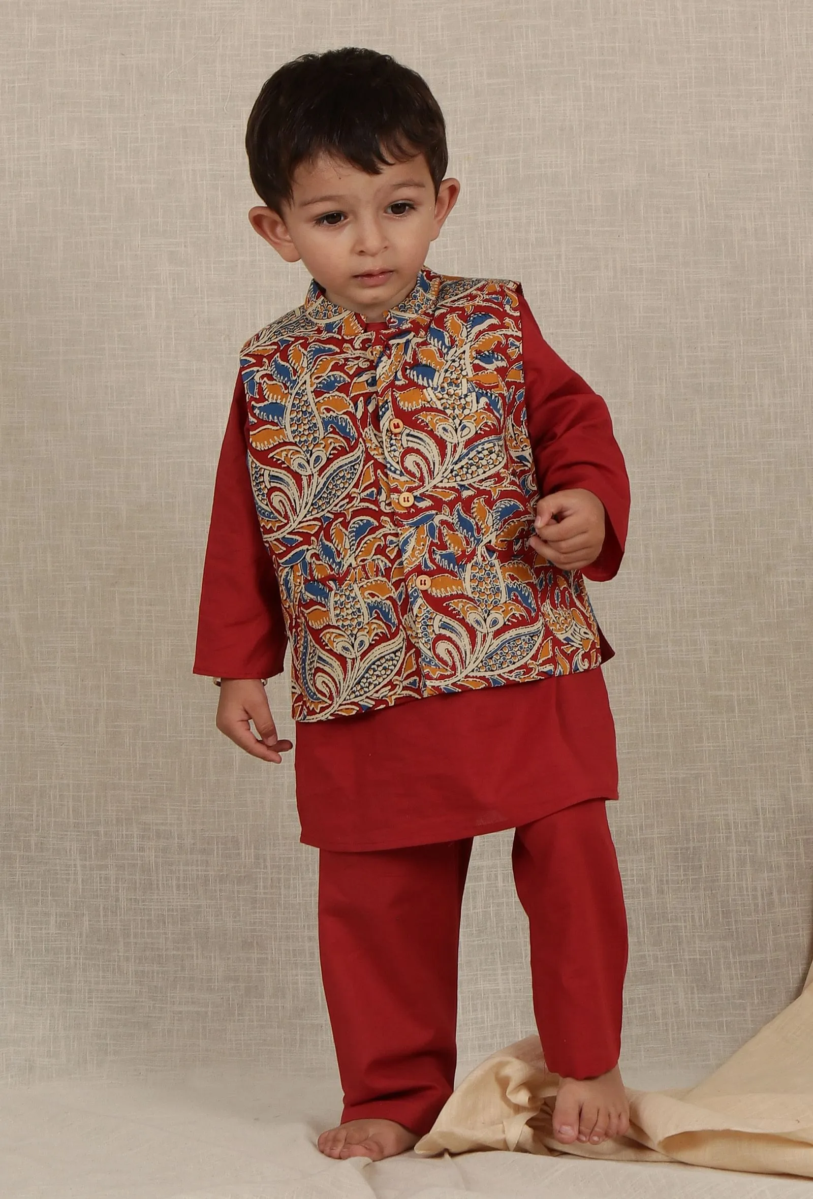 Set Of 3: Ahim Maroon Red Cotton Kurta, Pyjama With Kalamkari Nehru Jacket