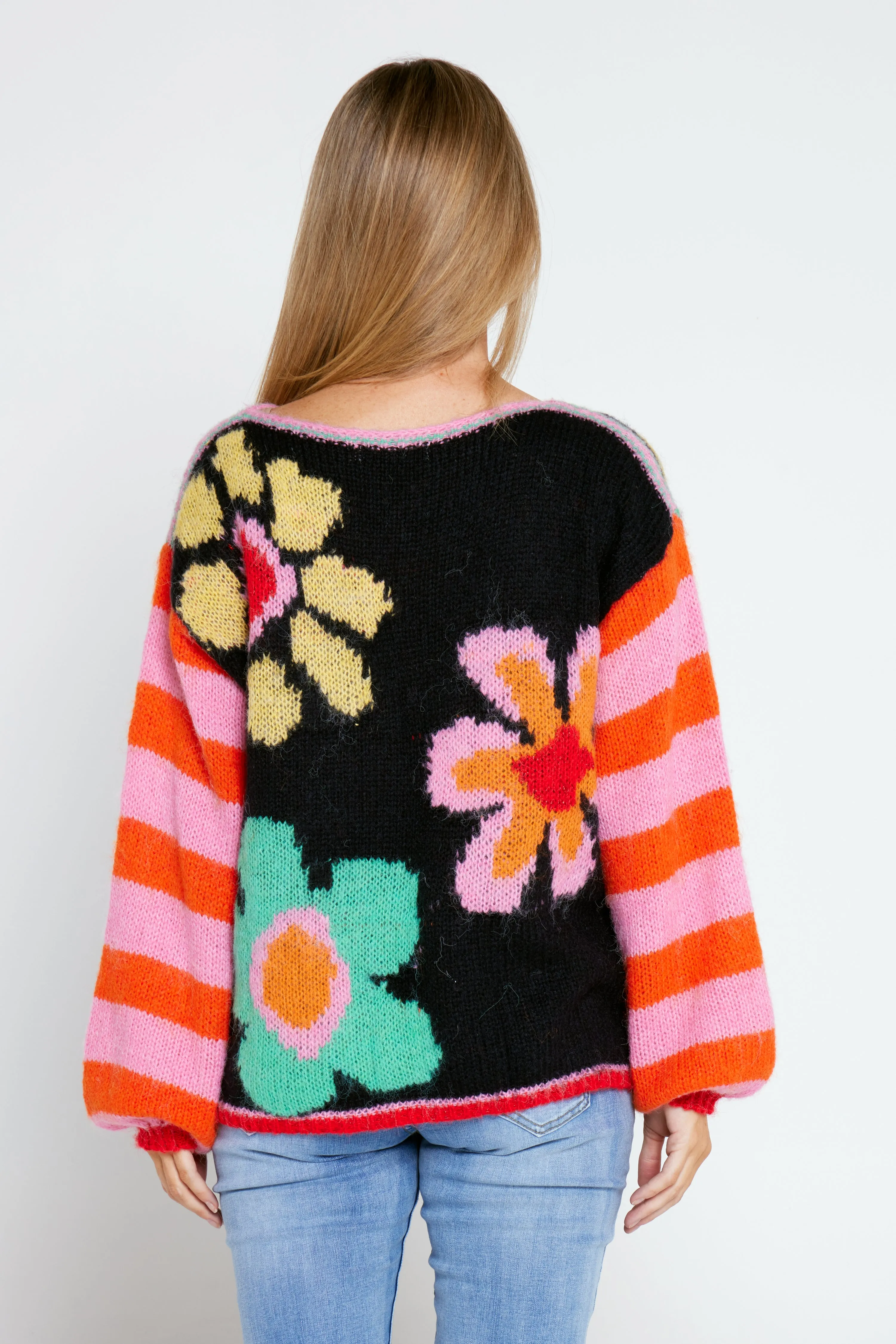 Stevie Knit Jumper - Black/Multi Floral